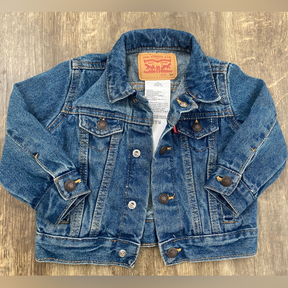 Levi’s infant color blue denim jacket in size 9M. Barely worn.